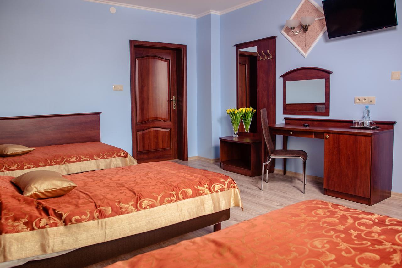 Hotel Irys ลูบลิน ภายนอก รูปภาพ