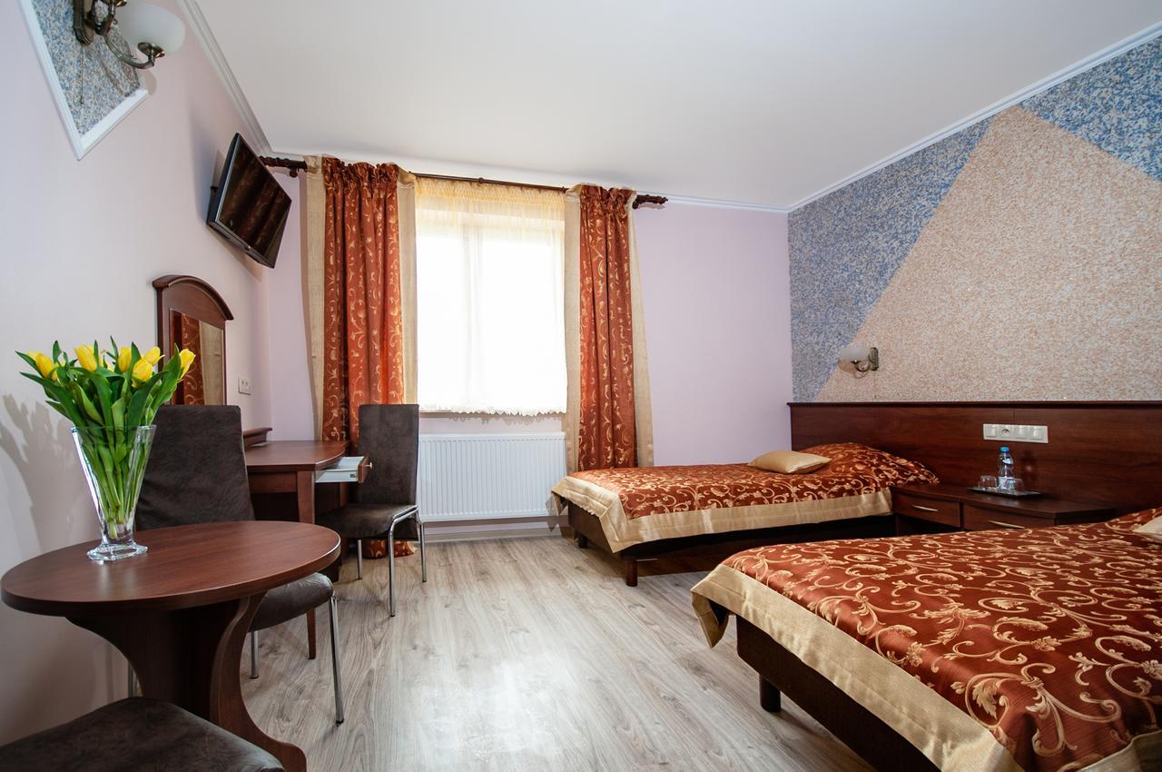 Hotel Irys ลูบลิน ภายนอก รูปภาพ