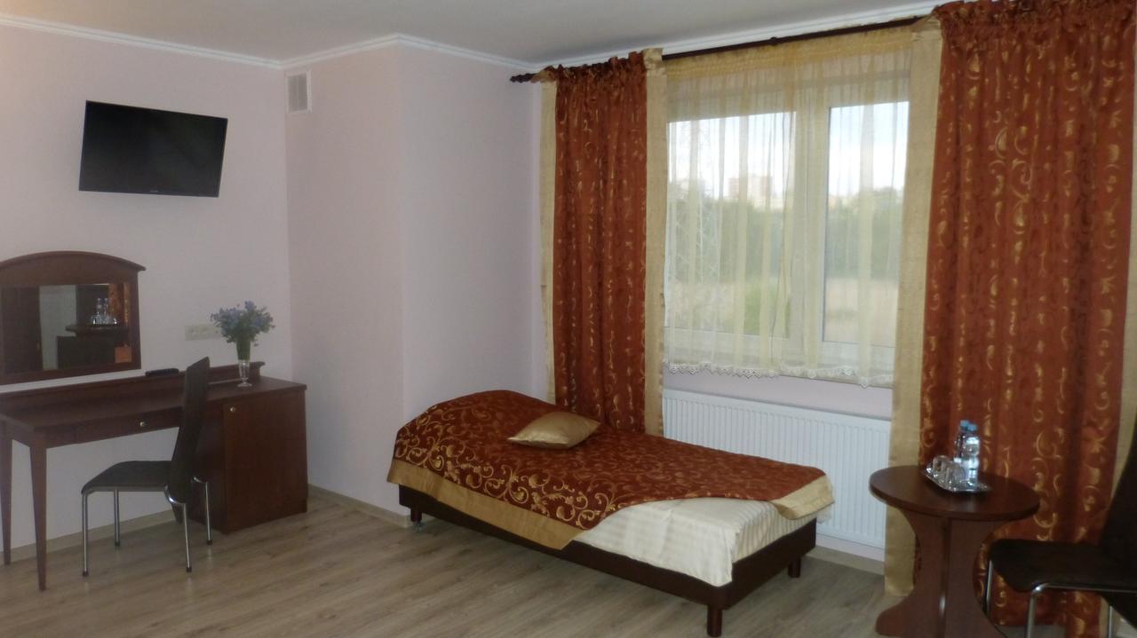 Hotel Irys ลูบลิน ภายนอก รูปภาพ
