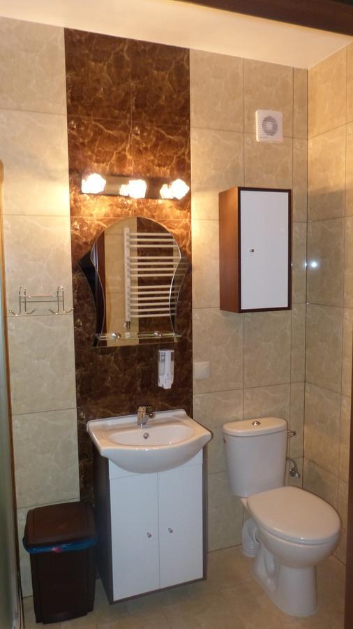 Hotel Irys ลูบลิน ภายนอก รูปภาพ